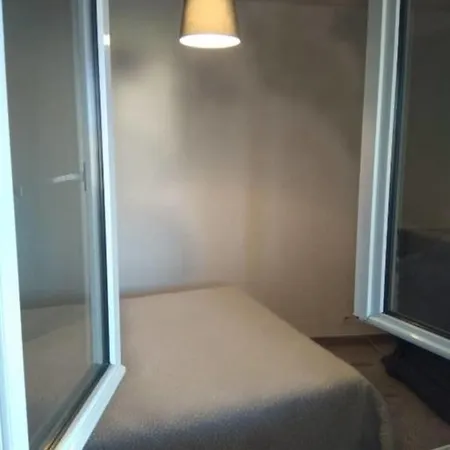 Charming Apt With Parking Close To The Beach! *